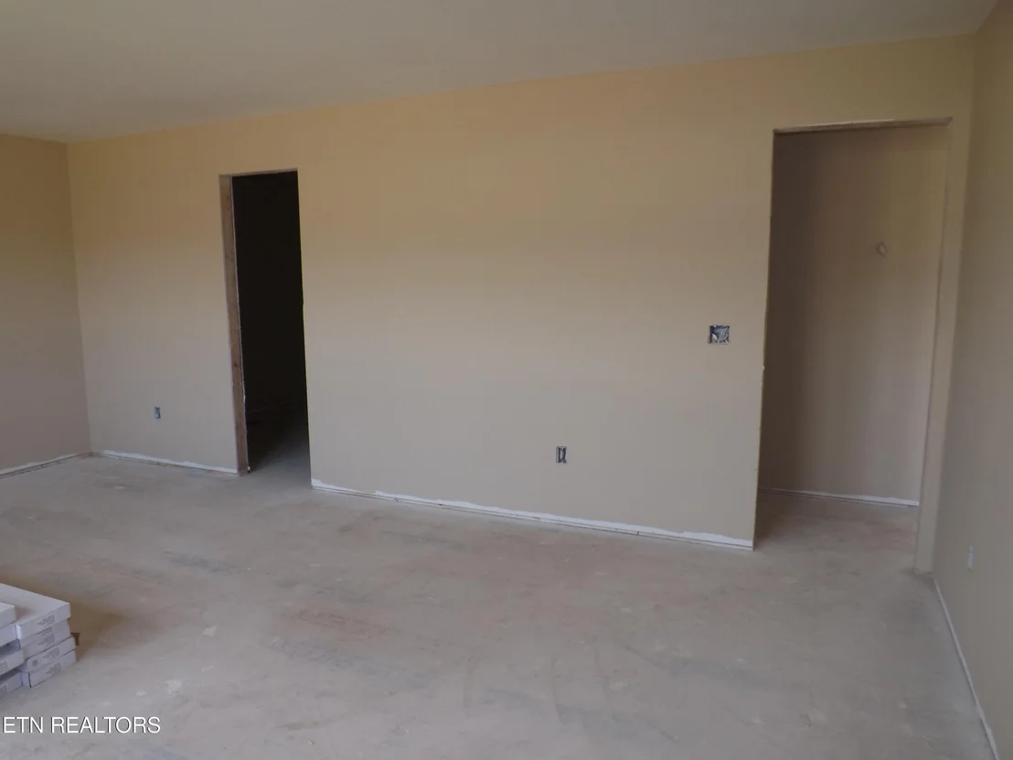 Photo of 955 Shawanee Rd