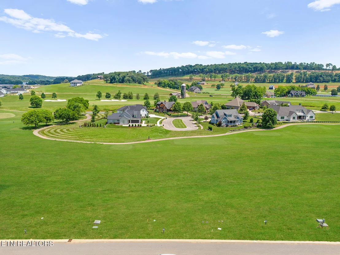 Photo of 2594 Chestnut Lane