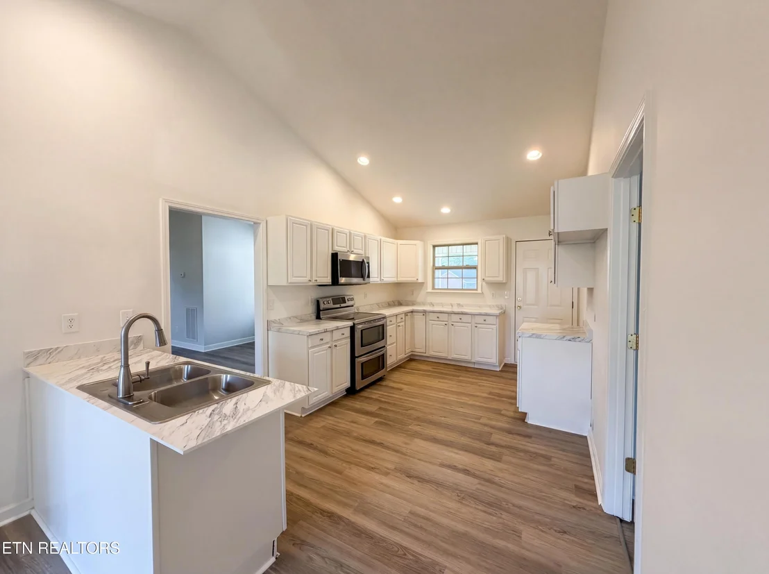 Photo of 375 Walnut Lane