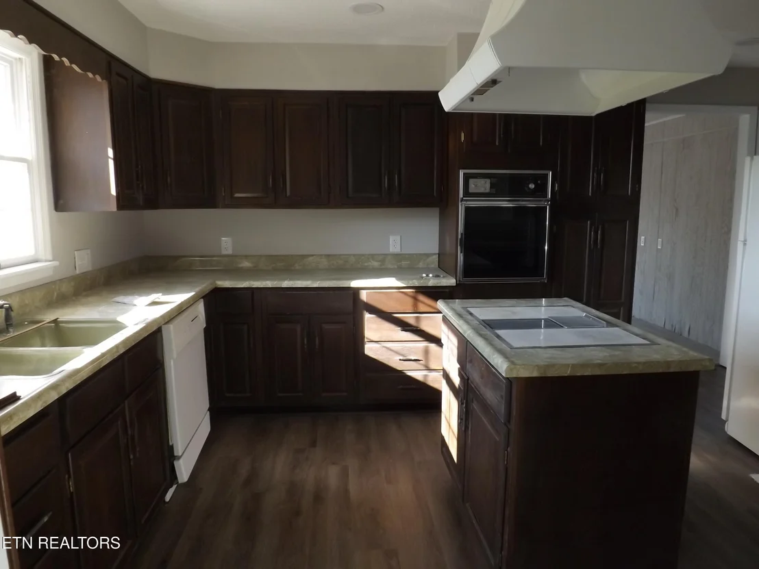 Photo of 262 OXFORD Circle