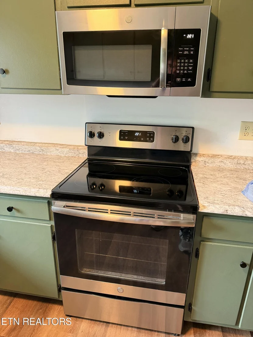 Photo of 264 Norfolk Circle
