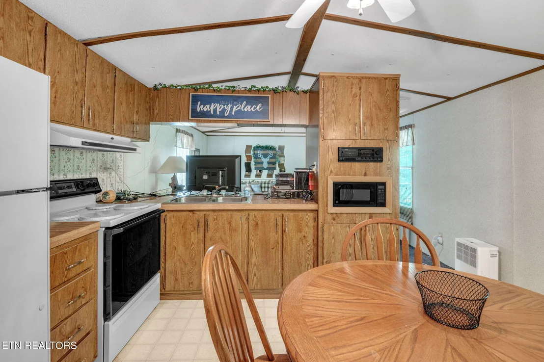 Photo of 237 Blue Ridge Rd