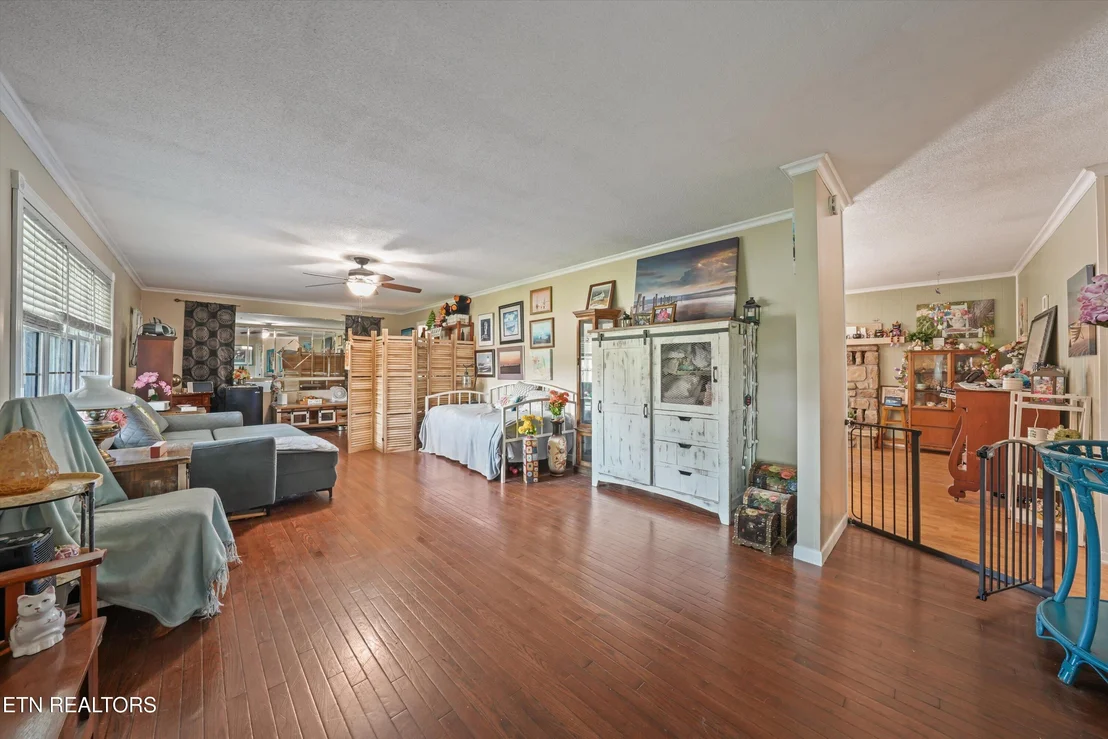 Photo of 1335 Beechview Drive