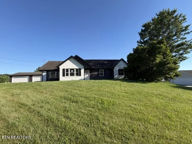Photo of 8075 Highway 63