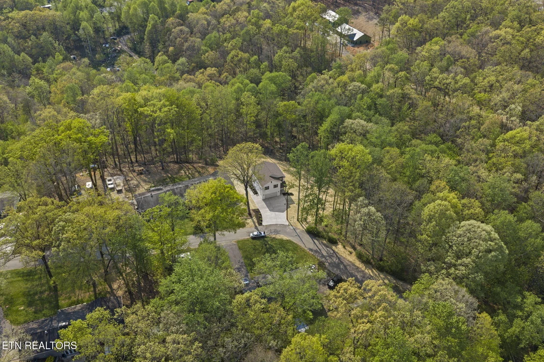 Photo of 159 Edgewood Heights Ln