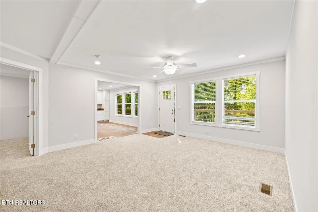 Photo of 264 Rain Valley Rd
