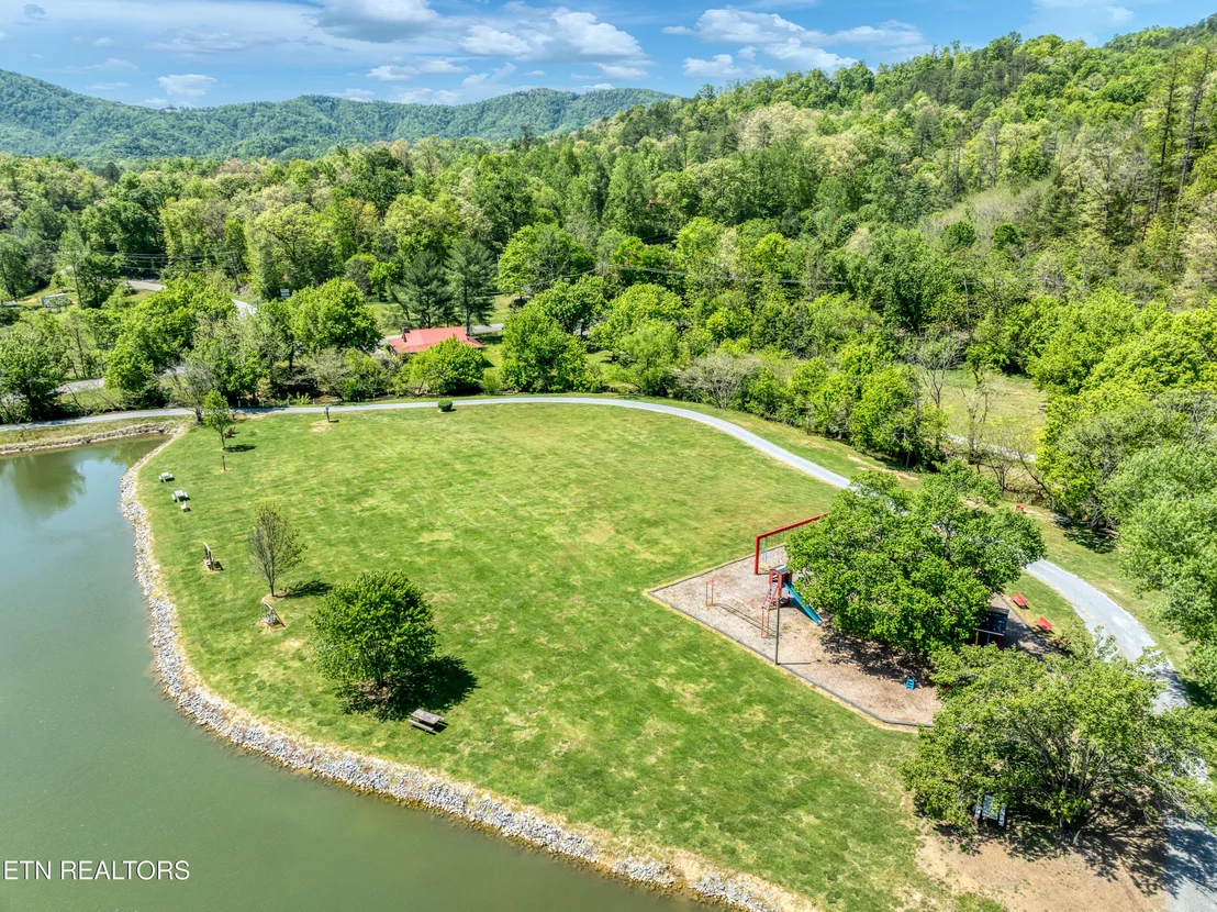 Photo of 419 Mountain Thrush Drive