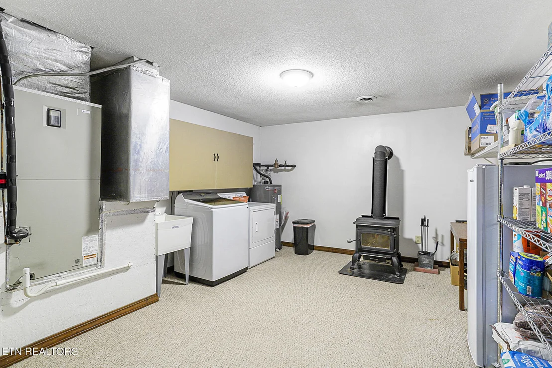 Photo of 146 Vanderview Drive