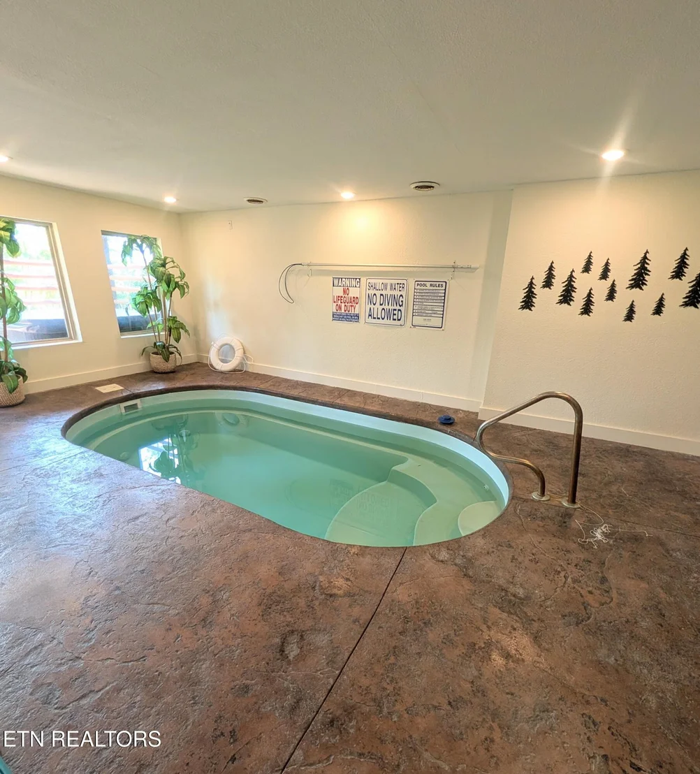 Photo of 2152 E View Drive