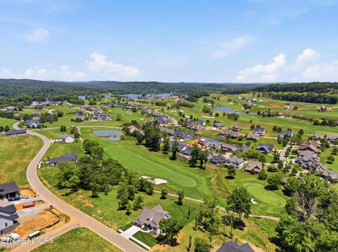 Photo of 903 Mockingbird Lane