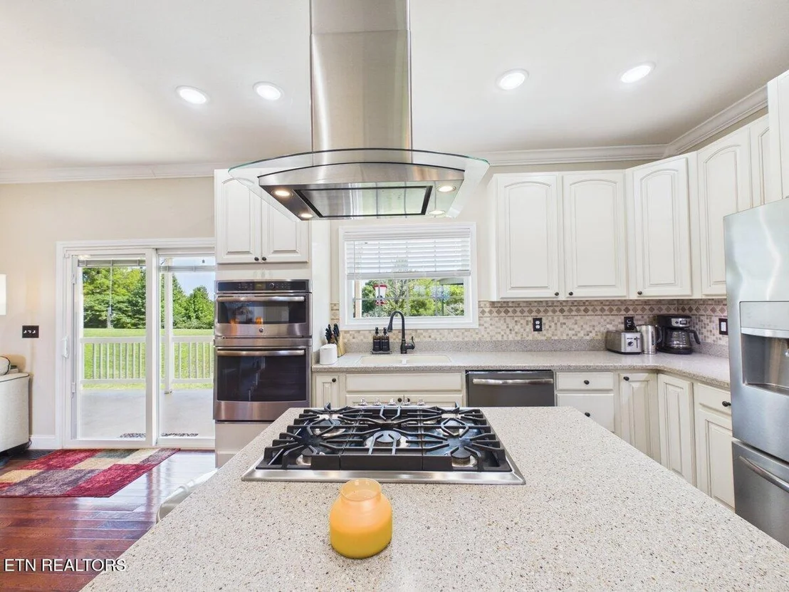 Photo of 317 Oak Grove Rd