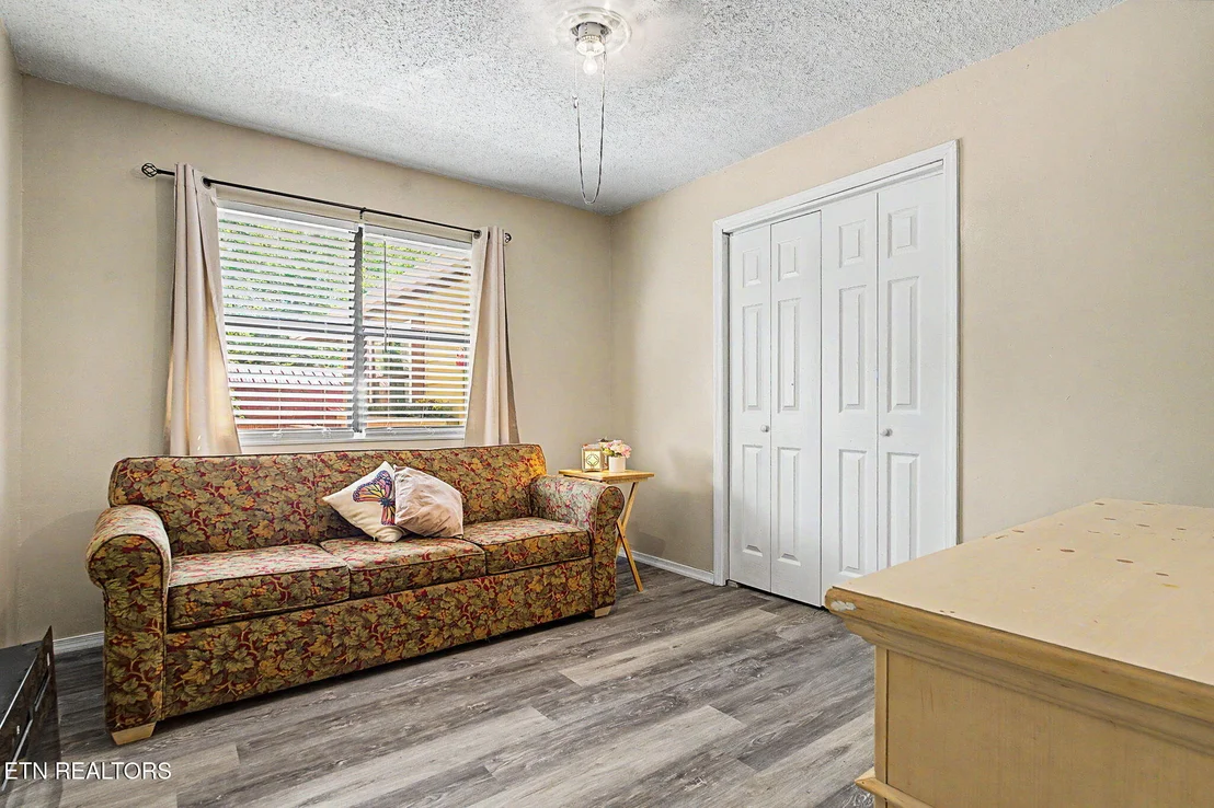 Photo of 2136 Daisy Tr