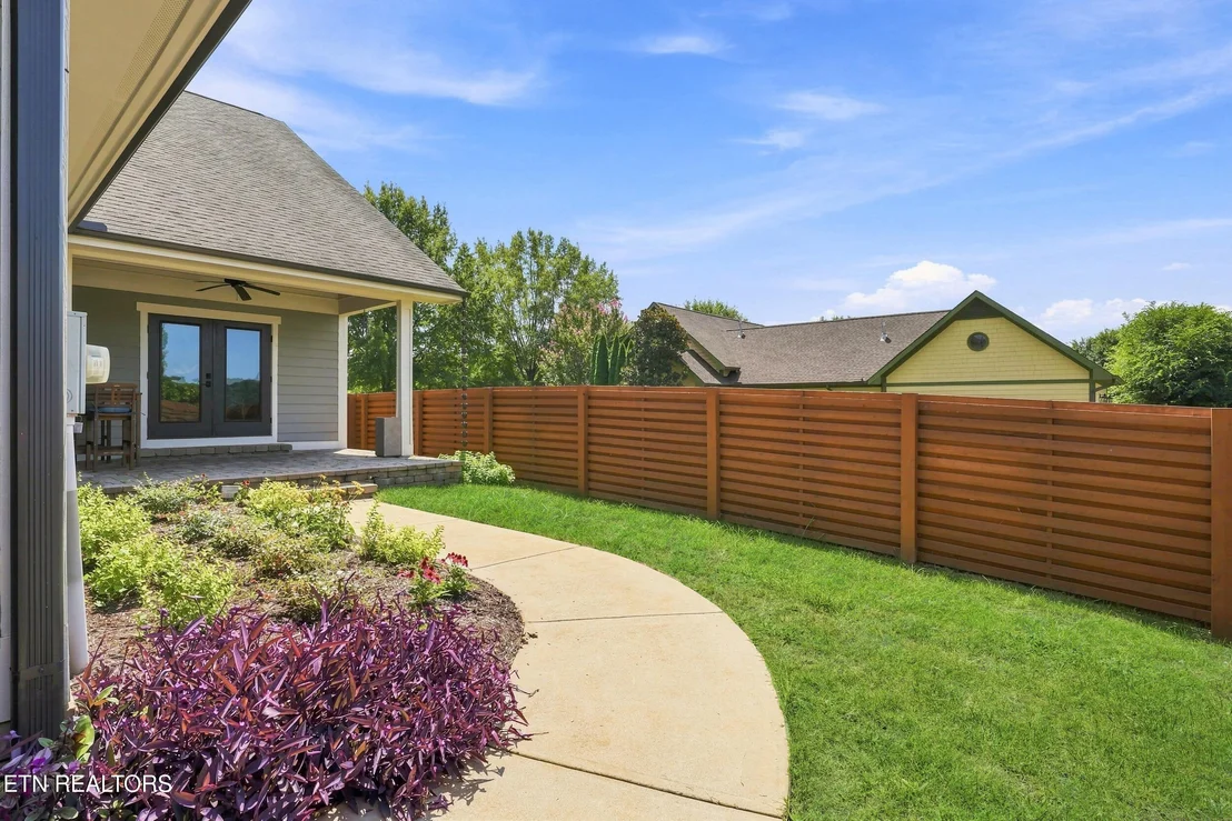 Photo of 484 Bobcat Run Drive
