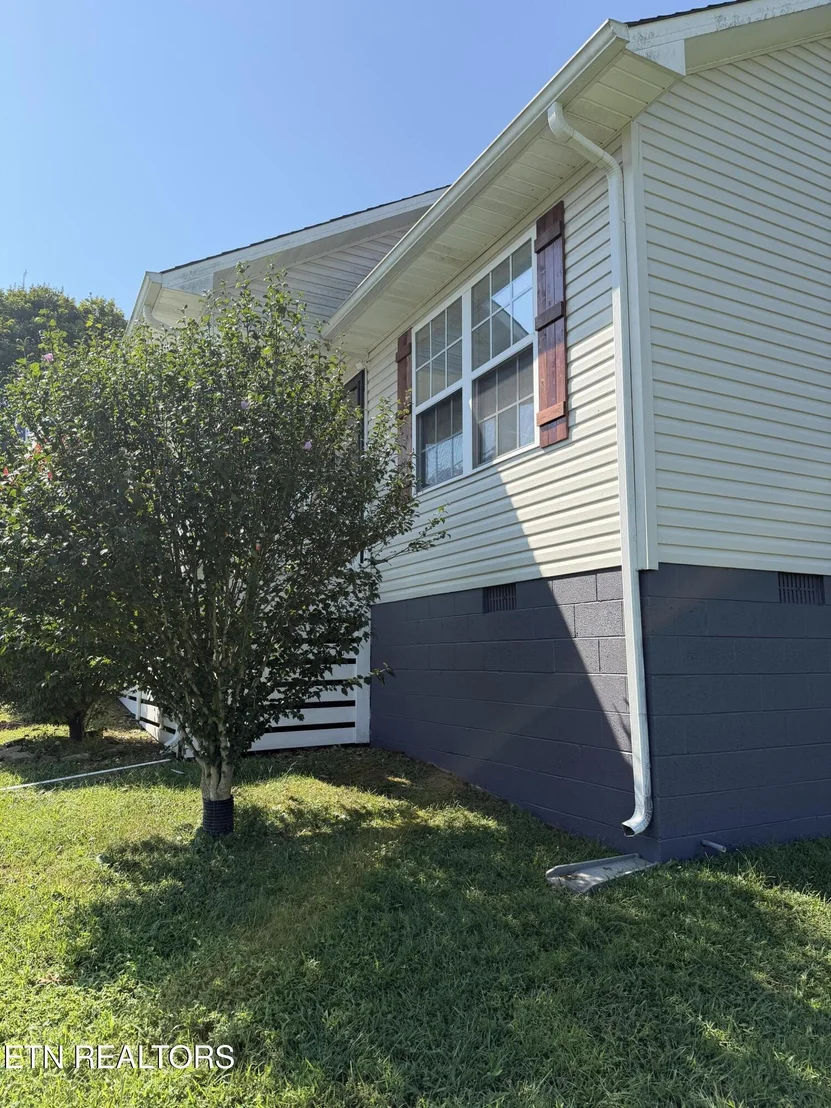 Photo of 202 Sandy Circle