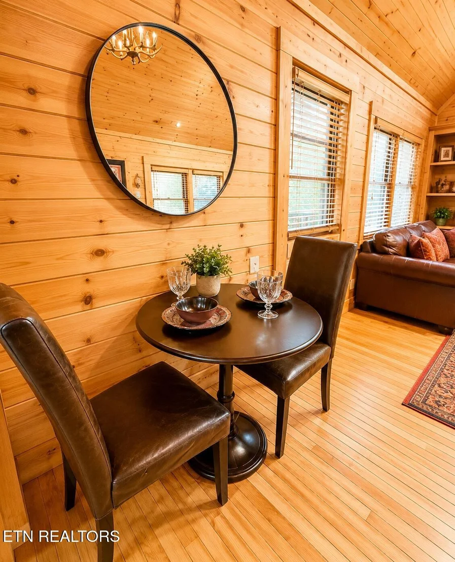 Photo of 831 Bear Run Way