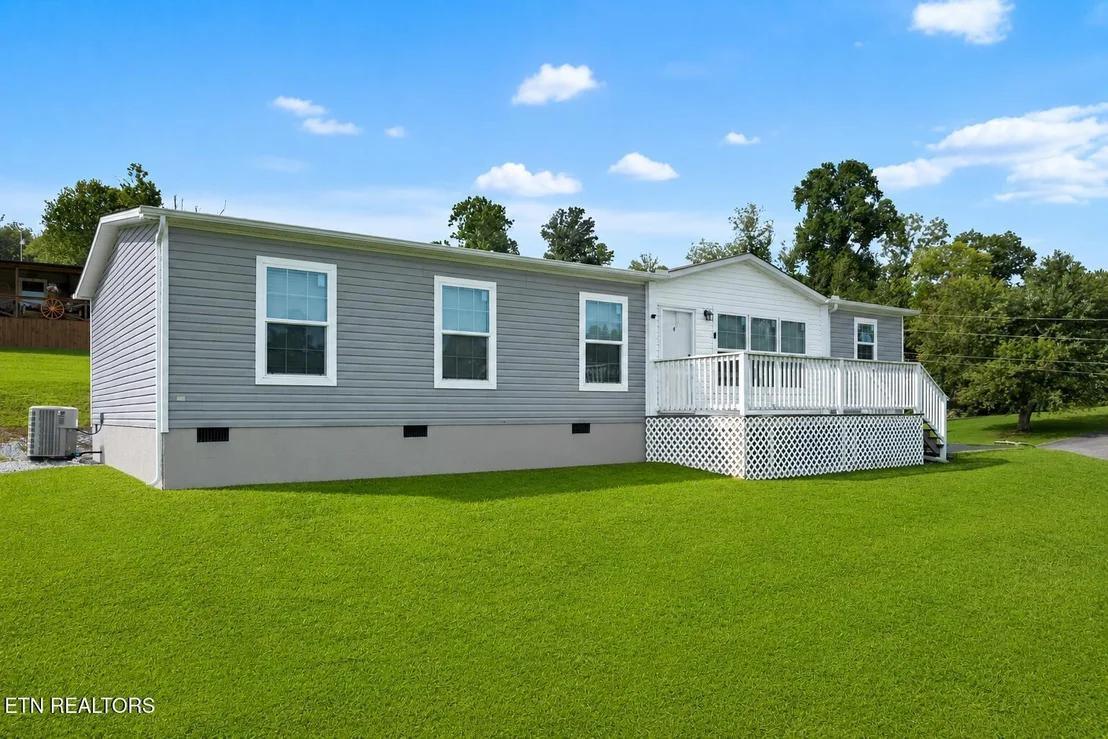 Photo of 2840 Loveday Place