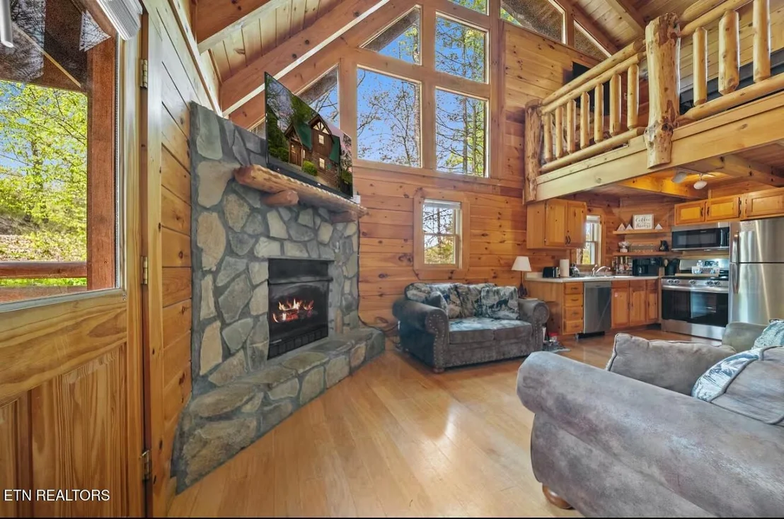 Photo of 2864 Pine Haven Drive