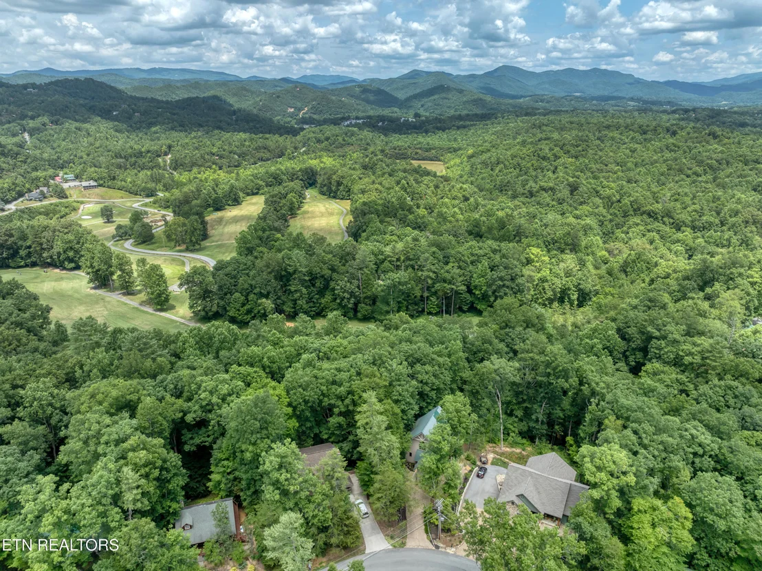 Photo of 374 Laurel Rd