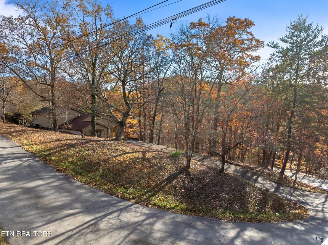 Photo of 1634 Spruce Drive
