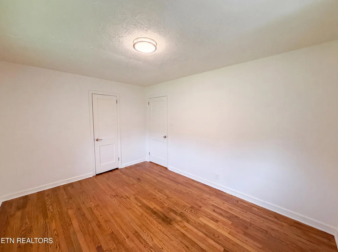 Photo of 119 Old State Circle