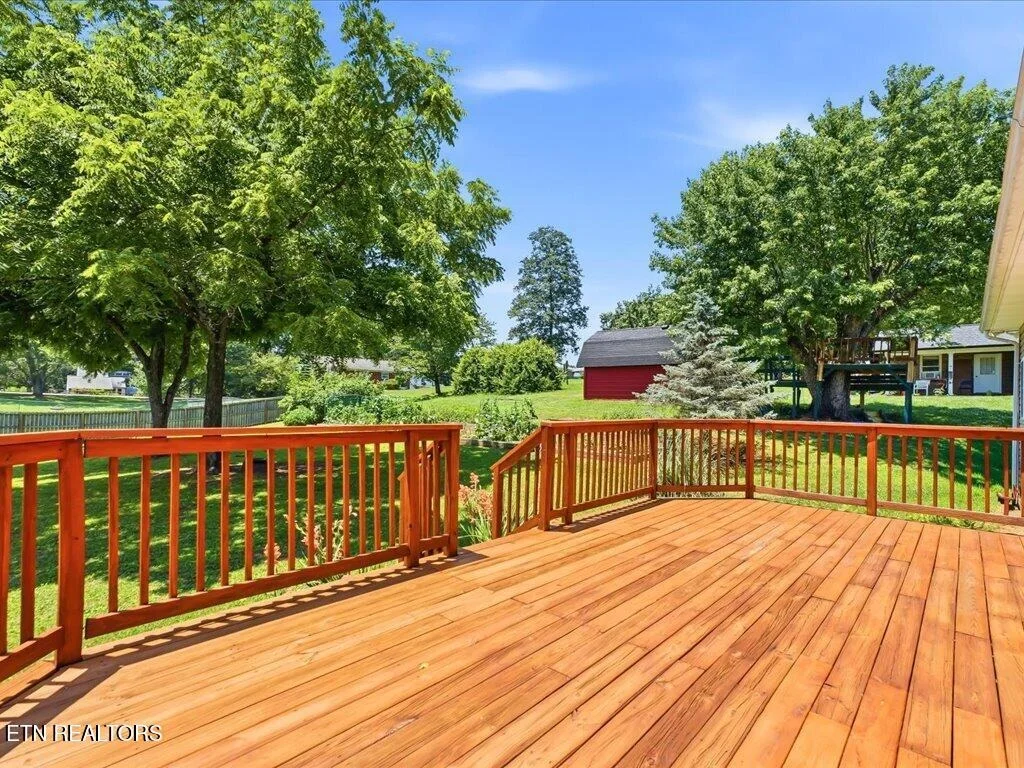 Photo of 985 Claudette Drive