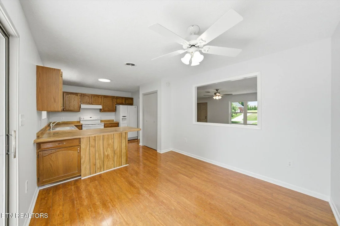 Photo of 409 Windrush Circle