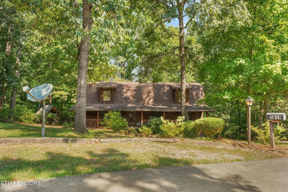 Photo of 1611 Canterbury Downs Rd