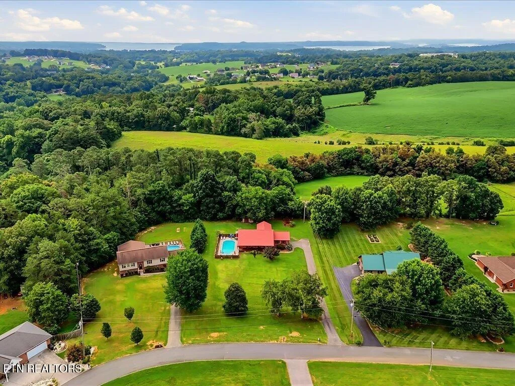Photo of 855 Chestnut Grove Circle