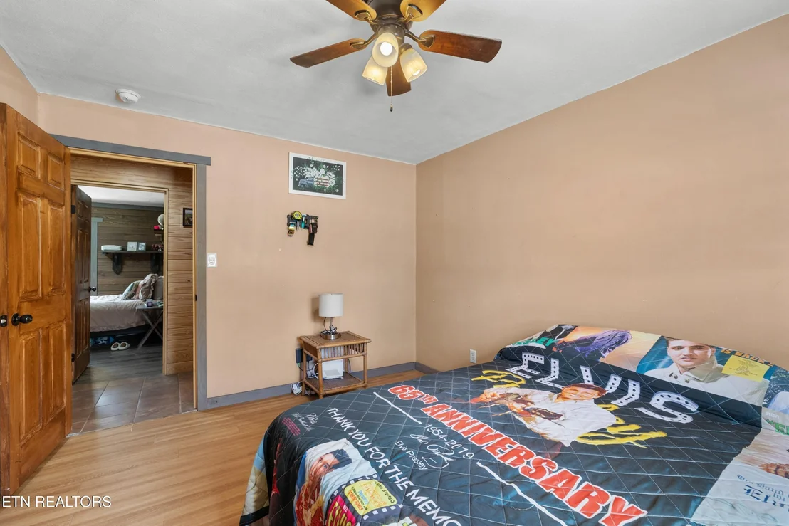 Photo of 2357 Hall Rd