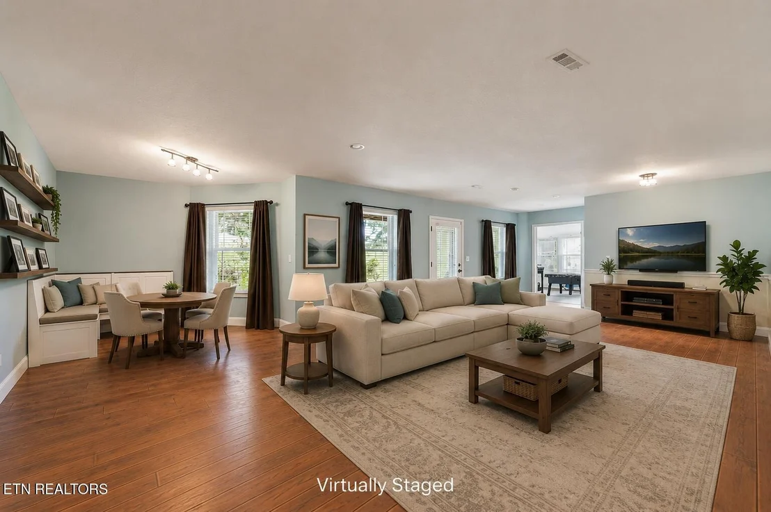 Photo of 1697 Davis Ferry Rd