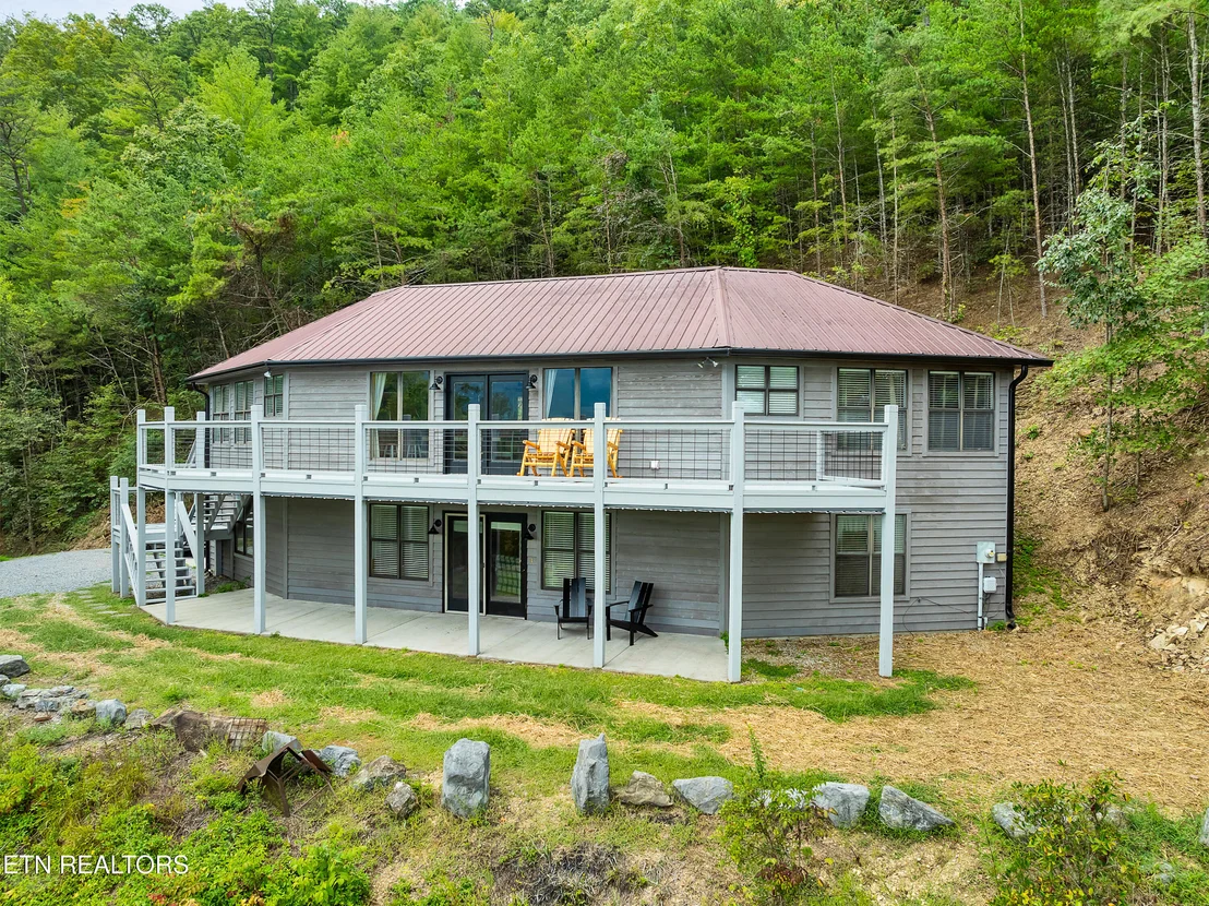 Photo of 544 Nathans Nook Rd