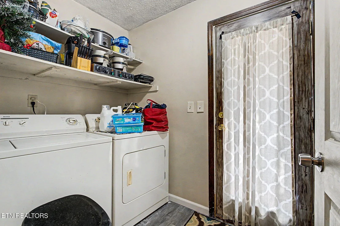 Photo of 2136 Daisy Tr
