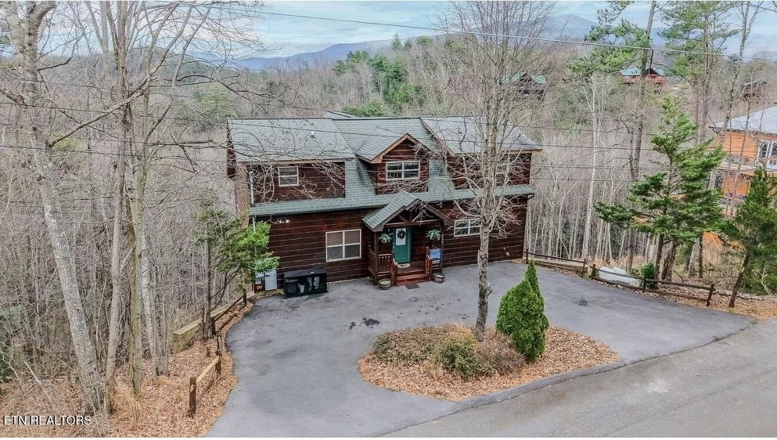 Photo of 4170 Chamberlain Lane