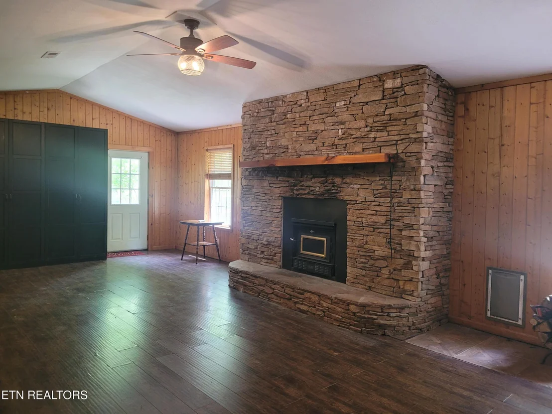 Photo of 540 Leistner