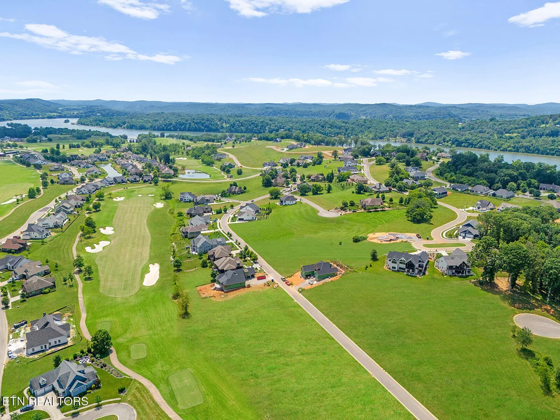 Photo of 2594 Chestnut Lane