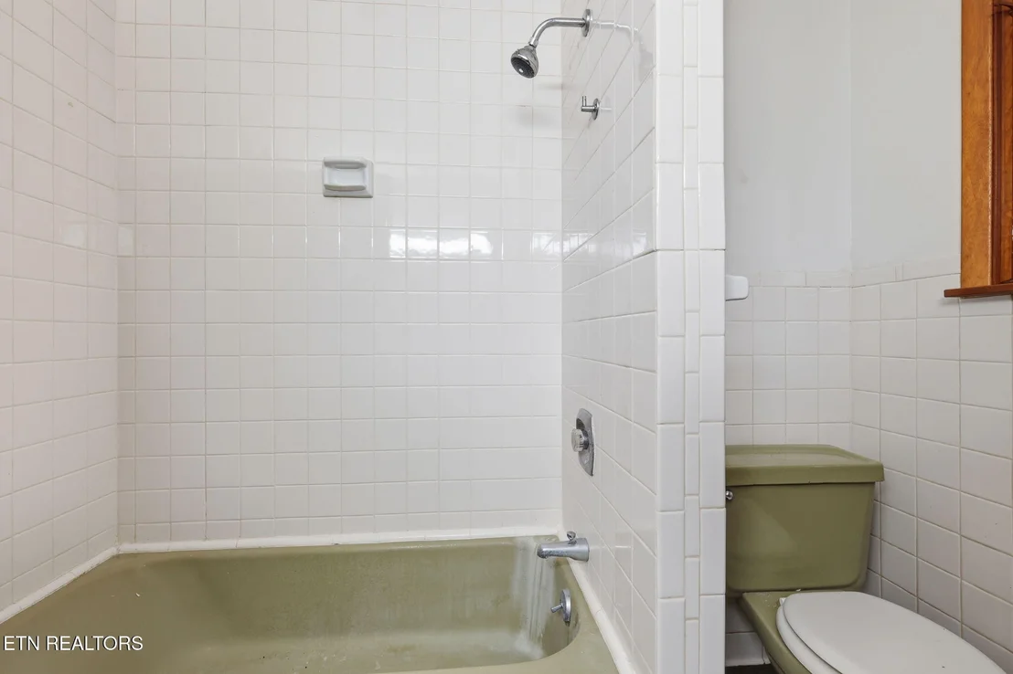 Photo of 114 Balboa Circle