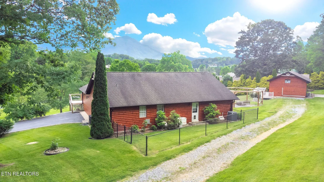 Photo of 3307 Valley High Rd