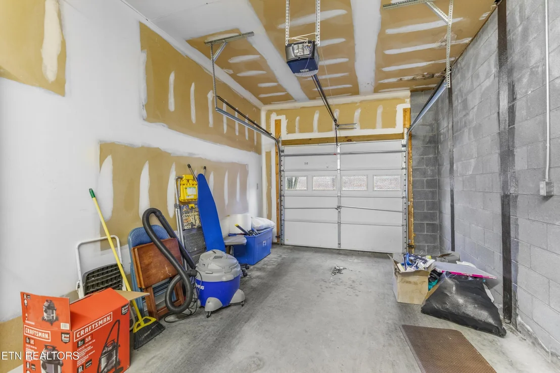 Photo of 1401 Brookfield Drive