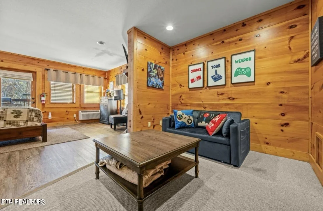 Photo of 326 Big Bear Way