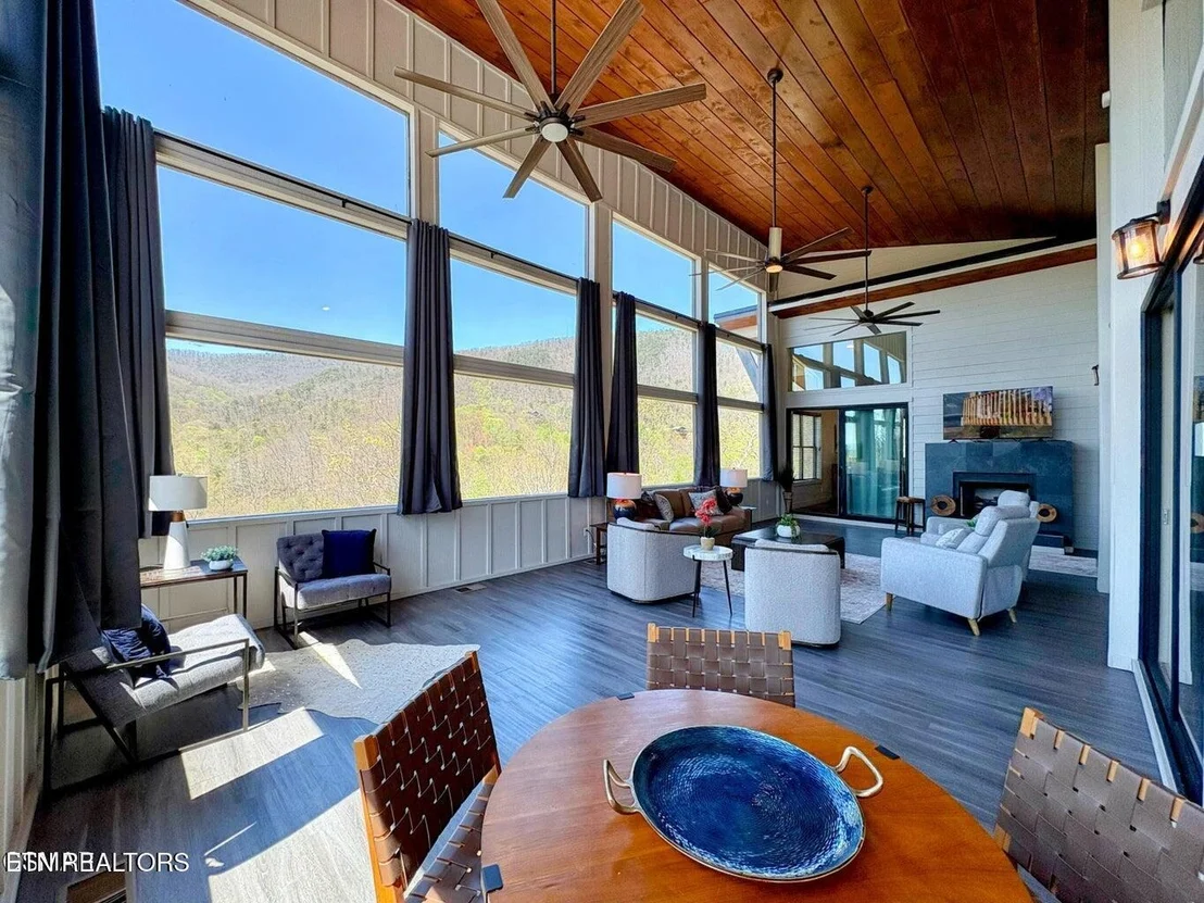 Photo of 3343 Summit Trails Drive