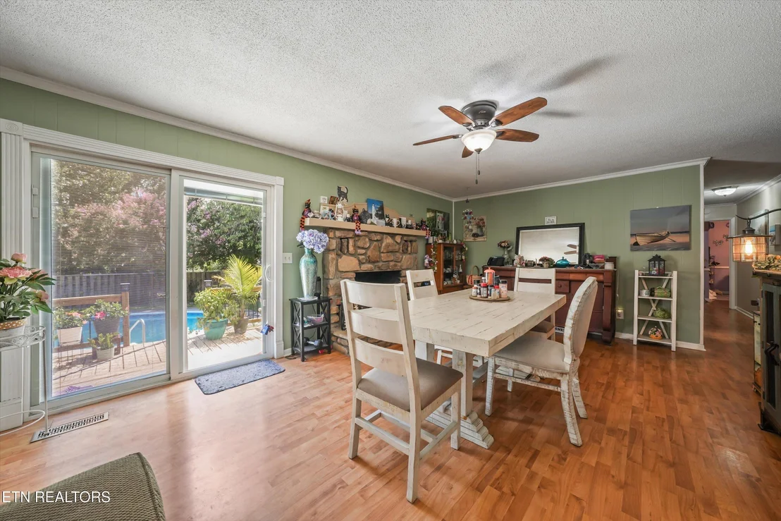 Photo of 1335 Beechview Drive