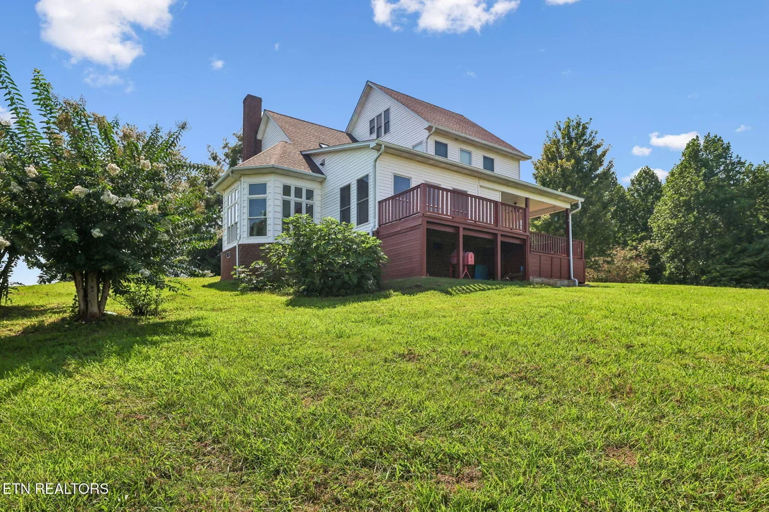 Photo of 355 County Road 470