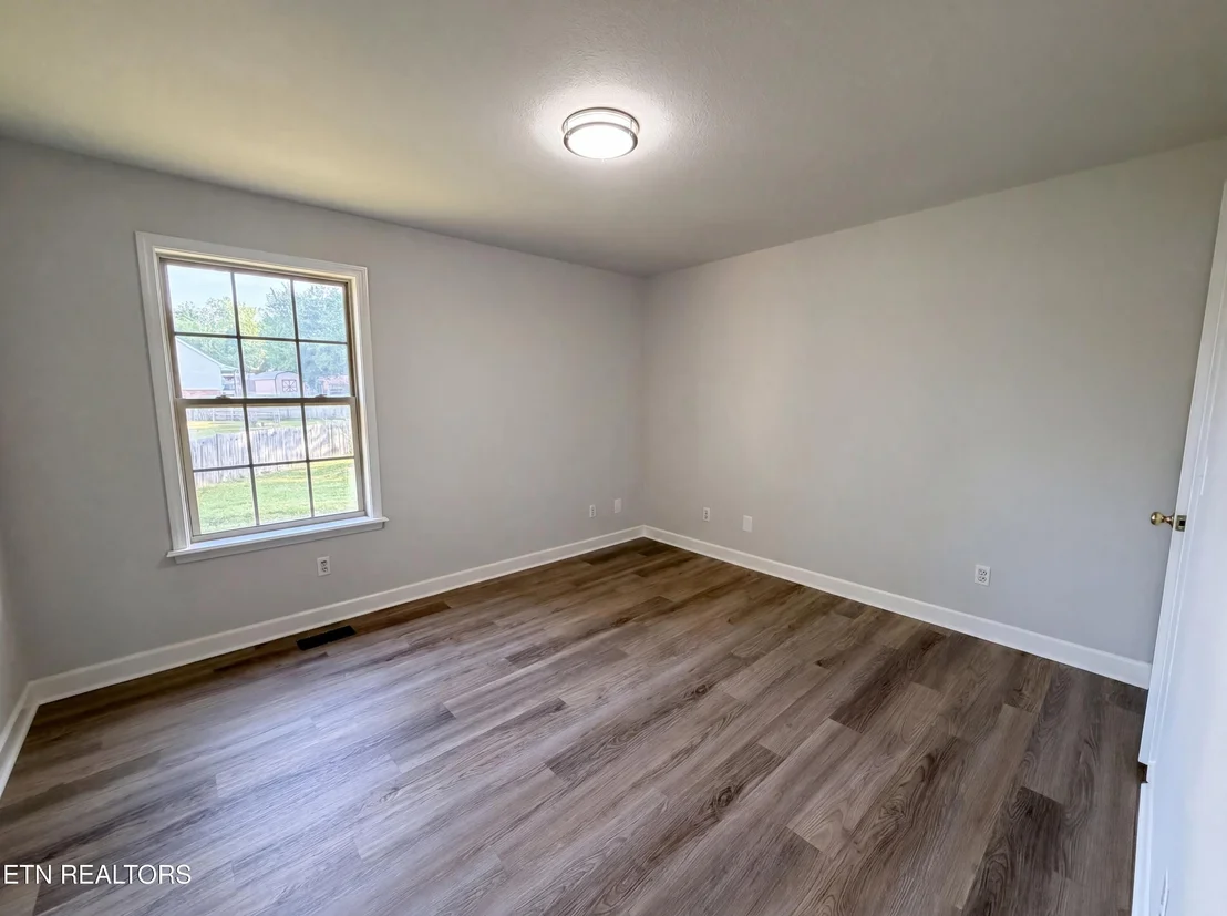 Photo of 375 Walnut Lane