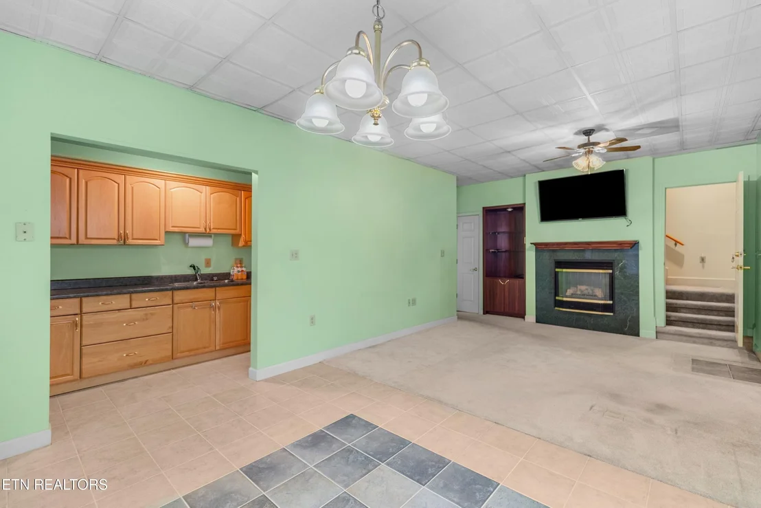 Photo of 1401 Brookfield Drive