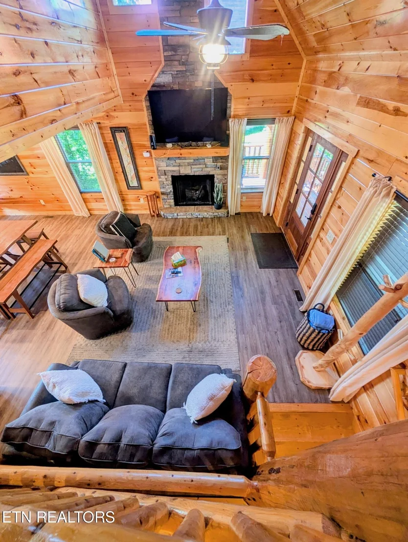 Photo of 2152 E View Drive