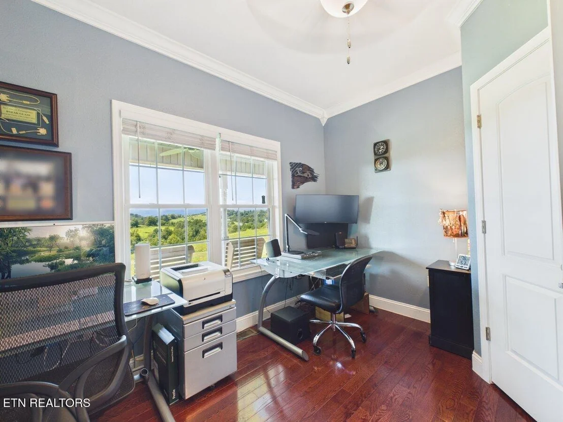 Photo of 317 Oak Grove Rd