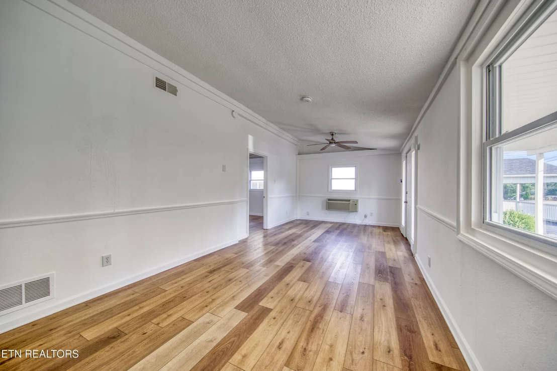 Photo of 7001 Washington Pike