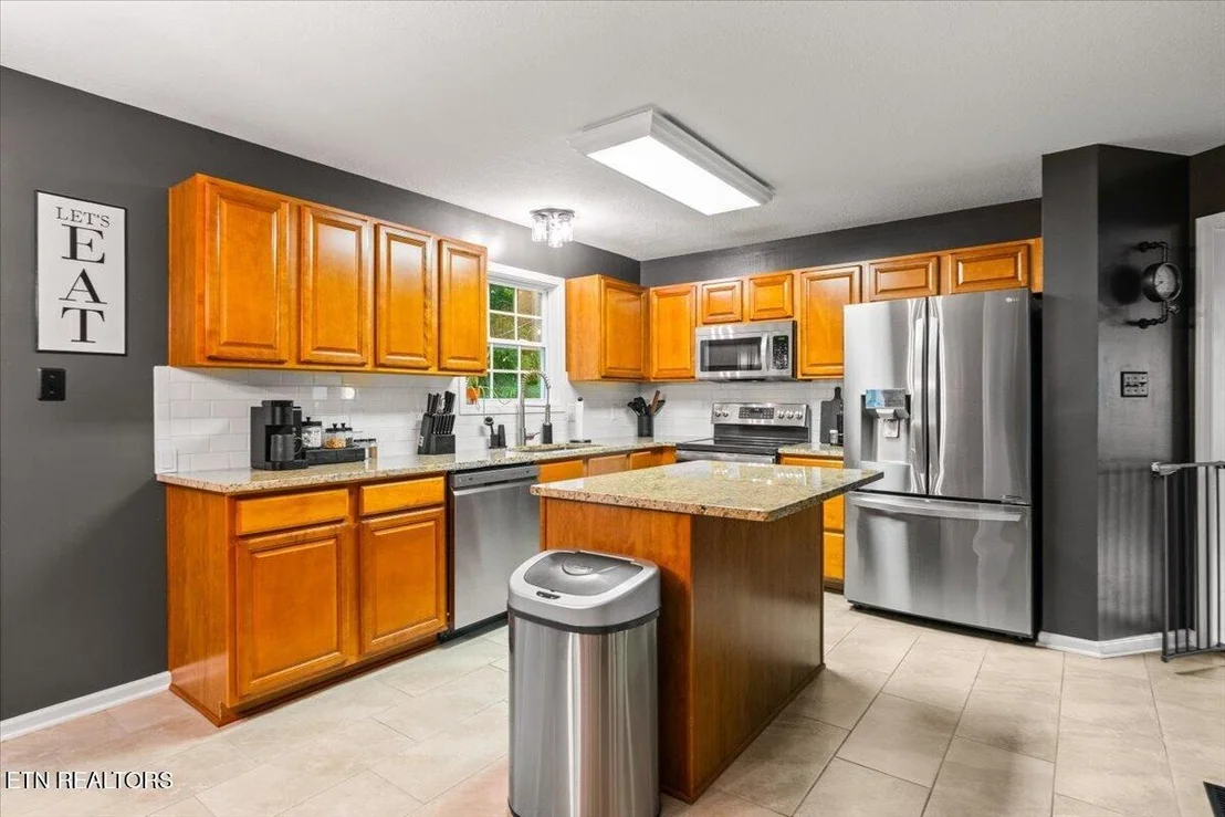 Photo of 6101 Starflower Lane