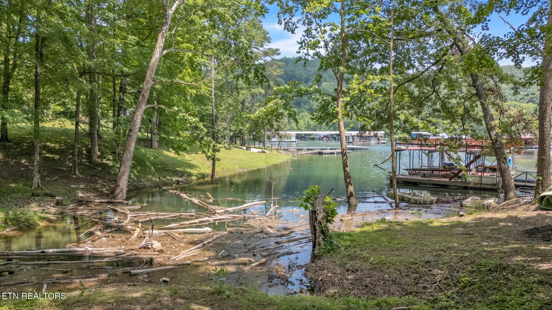 Photo of 237 Blue Ridge Rd