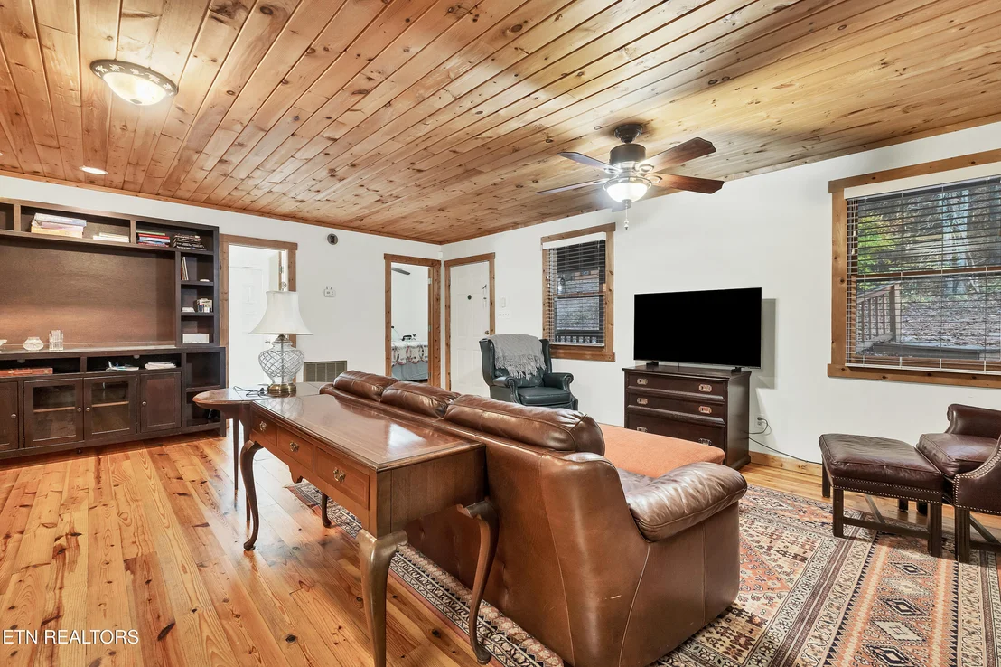 Photo of 832 Christy Lane